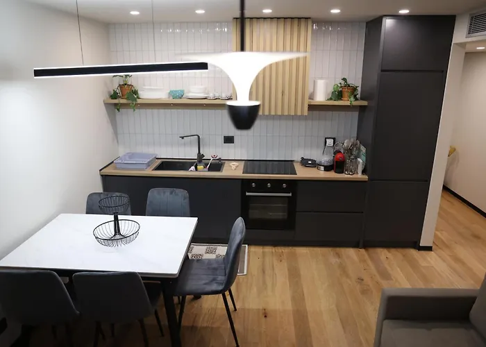 شقة Premium 2 تيرانا