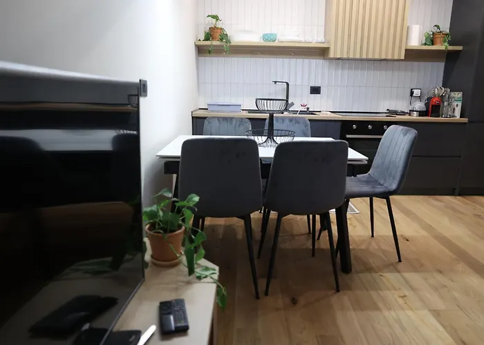 Premium 2 شقة تيرانا